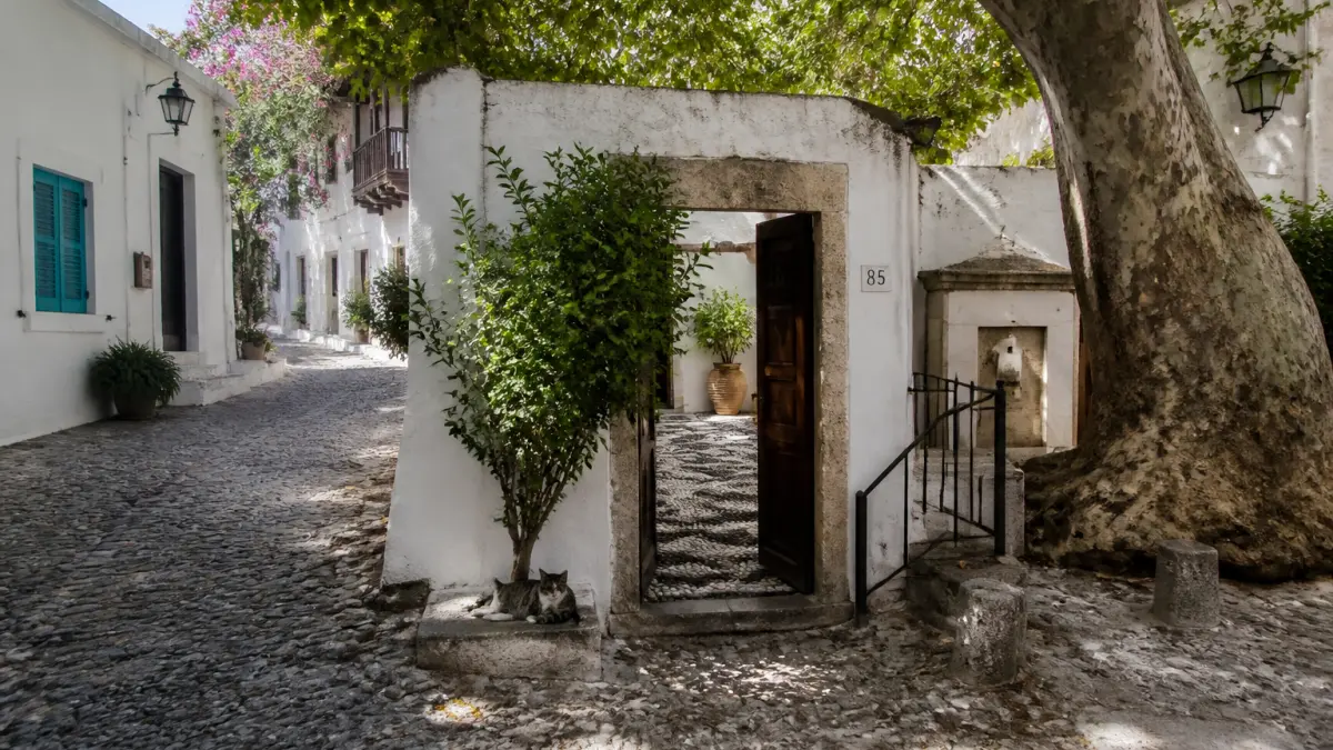 Rhodes hors des sentiers battus : ces villages préservés où la Grèce est encore vraie